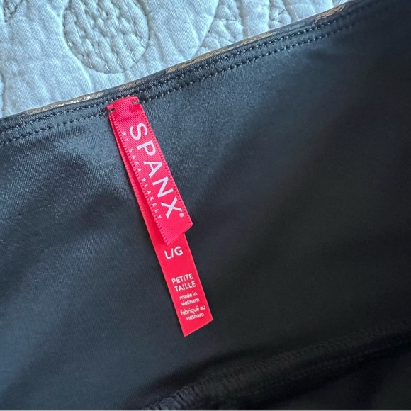 NWT - SPANX - Faux Leather Leopard Leggings in Leopard Shine - Picture 7 of 13